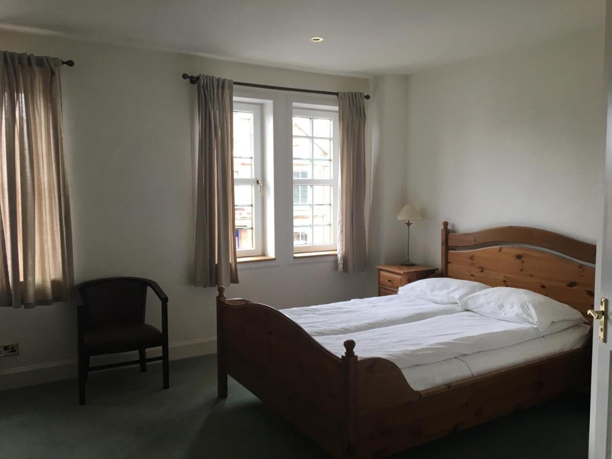 Thornhill Inn Екстер'єр фото