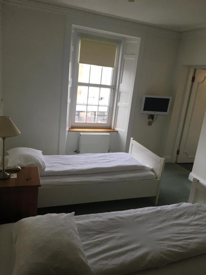Thornhill Inn Екстер'єр фото