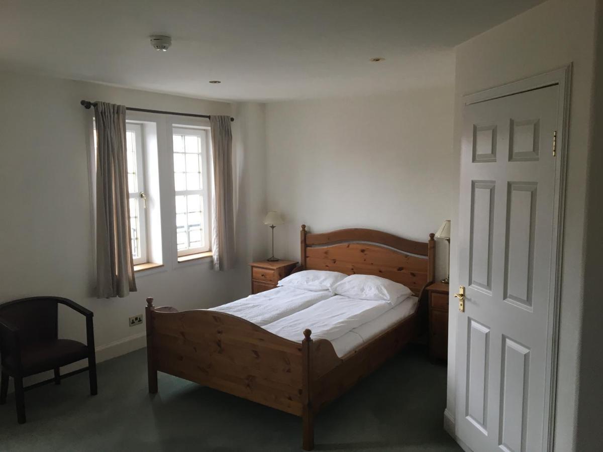 Thornhill Inn Екстер'єр фото